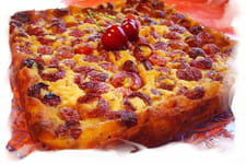 Clafoutis cerises à la crème épaisse - Recette traditionnelle française